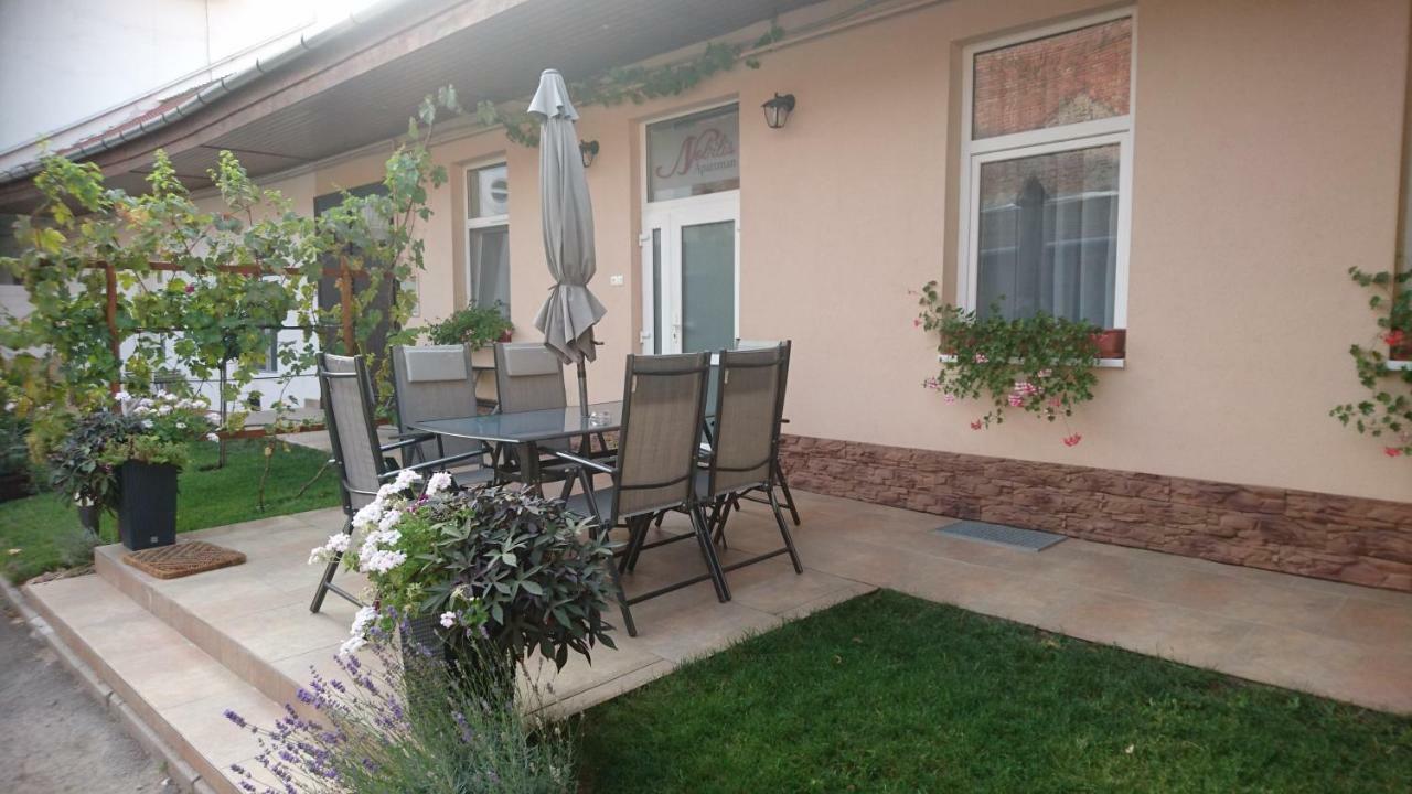 Nobilis Apartman Eger Exterior photo